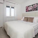 Seaview Glamour - By Ta Leut Agency Apartmán