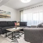 Seaview Glamour - By Ta Leut Agency Apartmán Vir