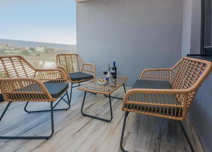Seaview Glamour - By Ta Leut Agency Apartamento Vir