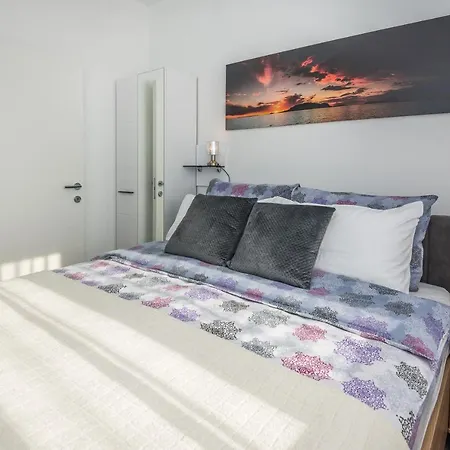 Deluxe Glamour Fantastic Sea View Near The - By Ta Leut Agency * Vir