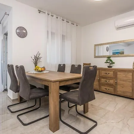 Deluxe Glamour Fantastic Sea View Near The - By Ta Leut Agency Vir