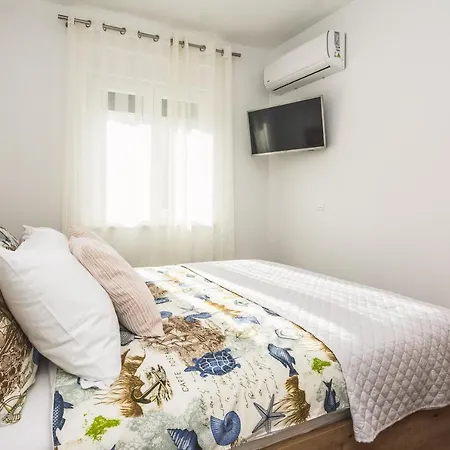 Apartment Deluxe Glamour Fantastic Sea View Near The - By Ta Leut Agency *