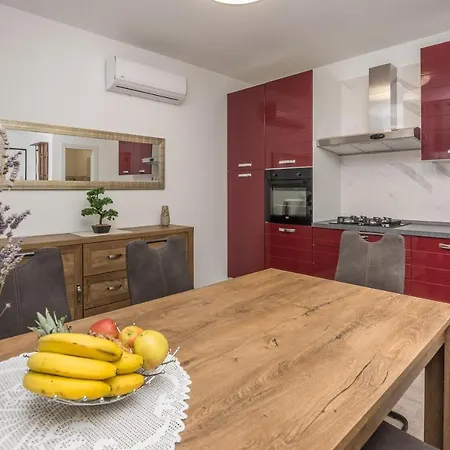 Apartment Deluxe Glamour Fantastic Sea View Near The - By Ta Leut Agency Vir