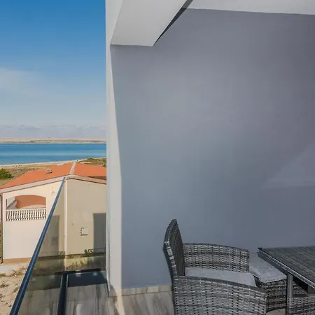 Apartment Deluxe Glamour Fantastic Sea View Near The - By Ta Leut Agency Vir
