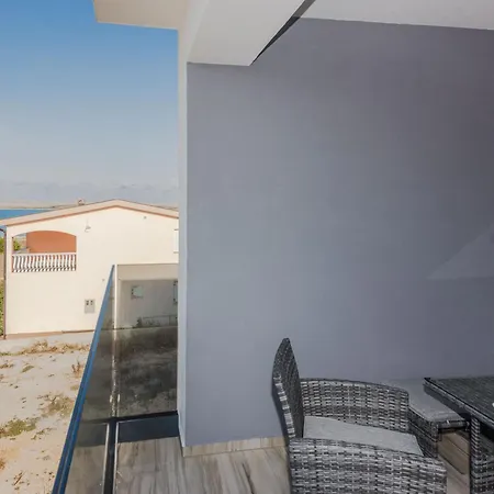 Deluxe Glamour Fantastic Sea View Near The - By Ta Leut Agency Vir