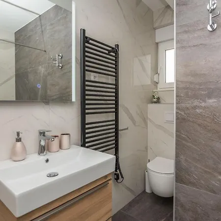 Seaview Glamour - By Ta Leut Agency Apartmán *