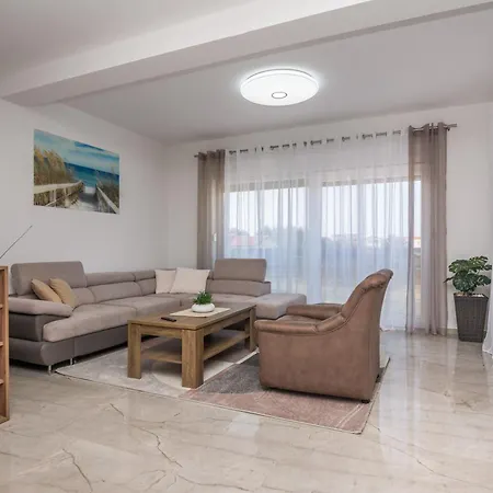 Deluxe Glamour Fantastic Sea View Near The - By Ta Leut Agency Vir