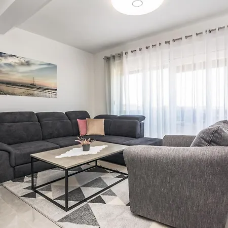 Seaview Glamour - By Ta Leut Agency Apartmán Vir