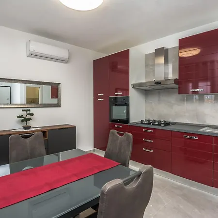 Seaview Glamour - By Ta Leut Agency Apartmán *