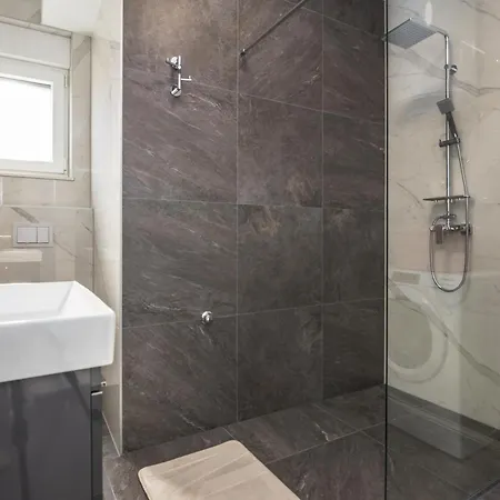 Seaview Glamour - By Ta Leut Agency Apartmán Vir