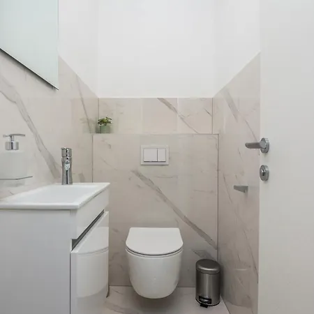 Apartmán Seaview Glamour - By Ta Leut Agency Vir