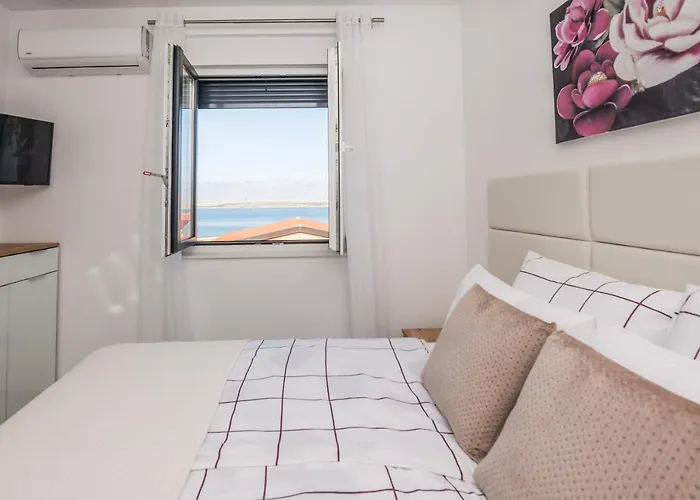 Seaview Glamour - By Ta Leut Agency * Vir